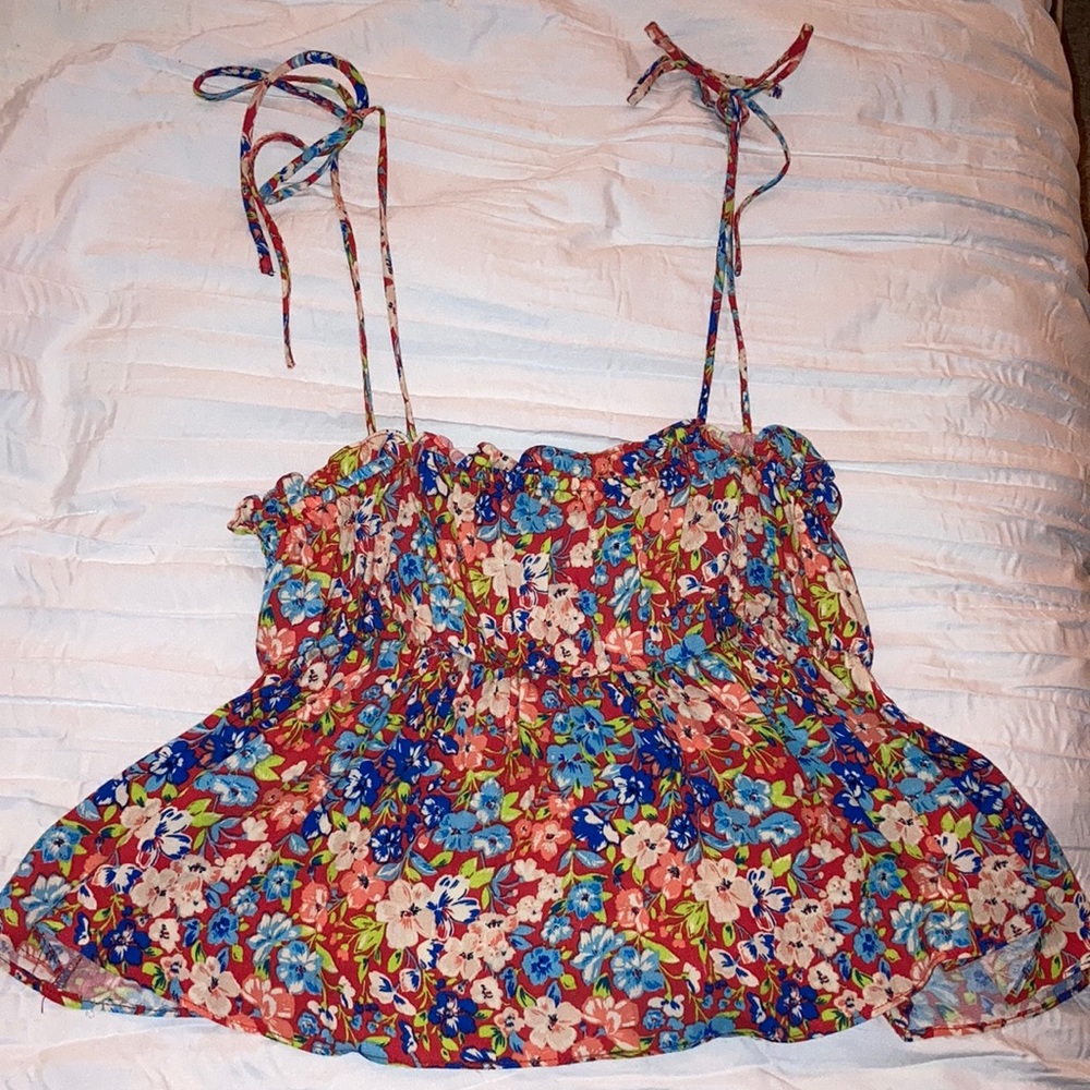 NWOT‼️ Forever 21 tie tank. Never worn.